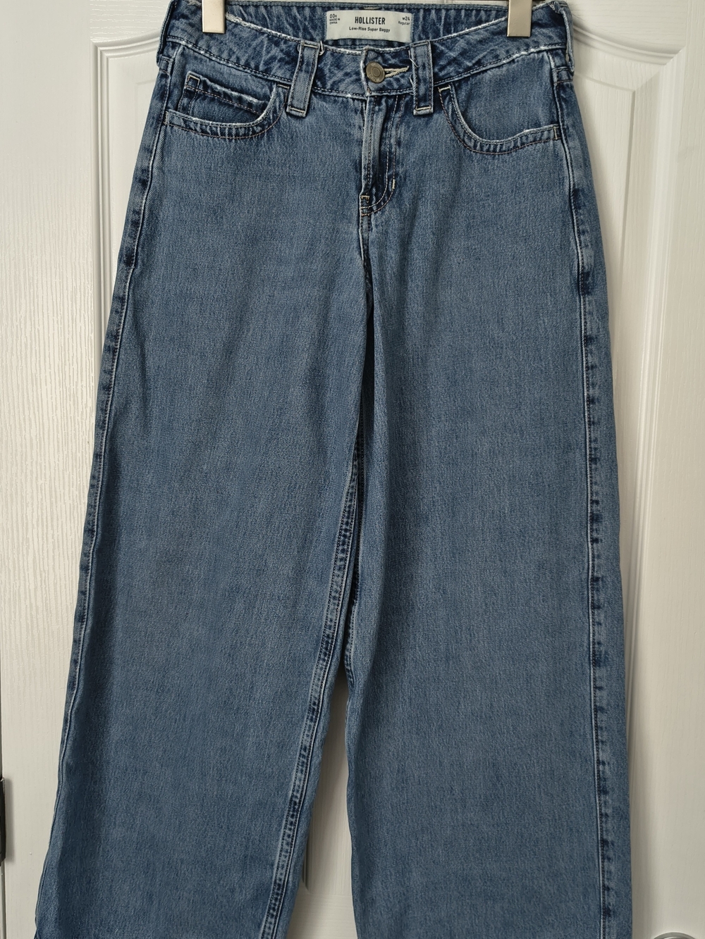 Hollister Women Super Baggy Jeans Medium Wash Blue Denim Low-Rise Pants Wide Leg
